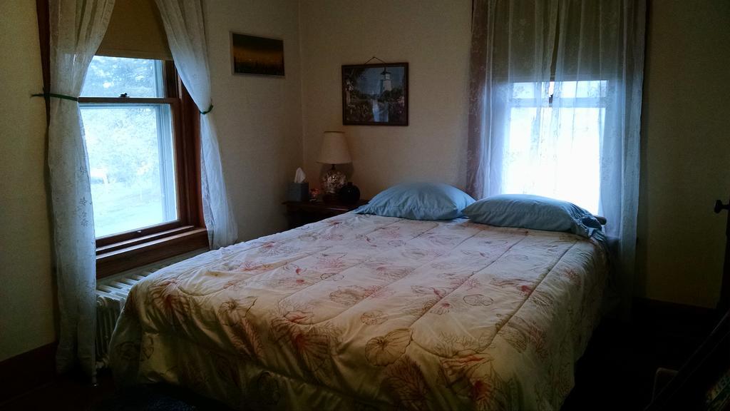 Fish & Loaves Bed And Breakfast Numidia Extérieur photo