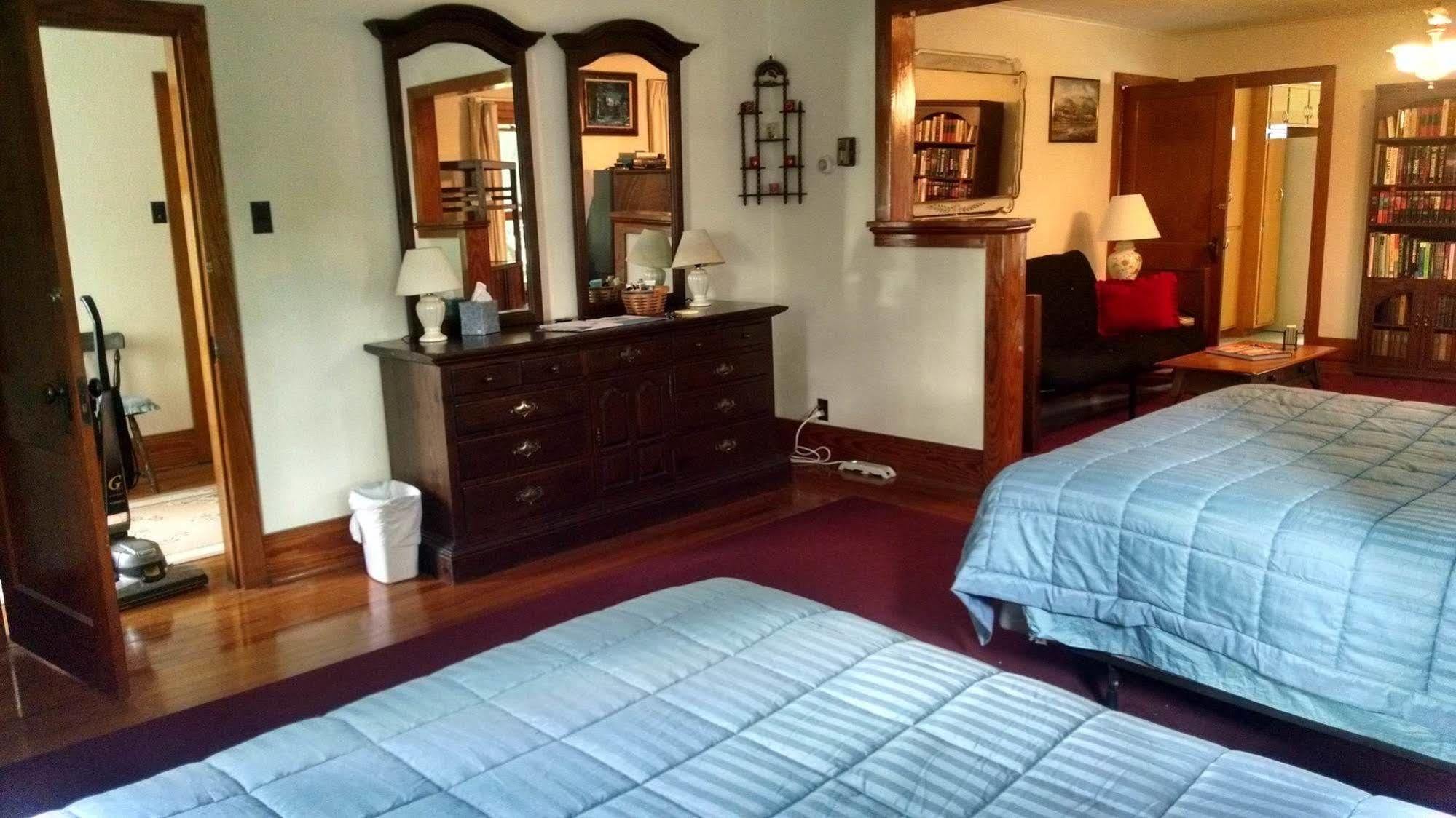 Fish & Loaves Bed And Breakfast Numidia Extérieur photo